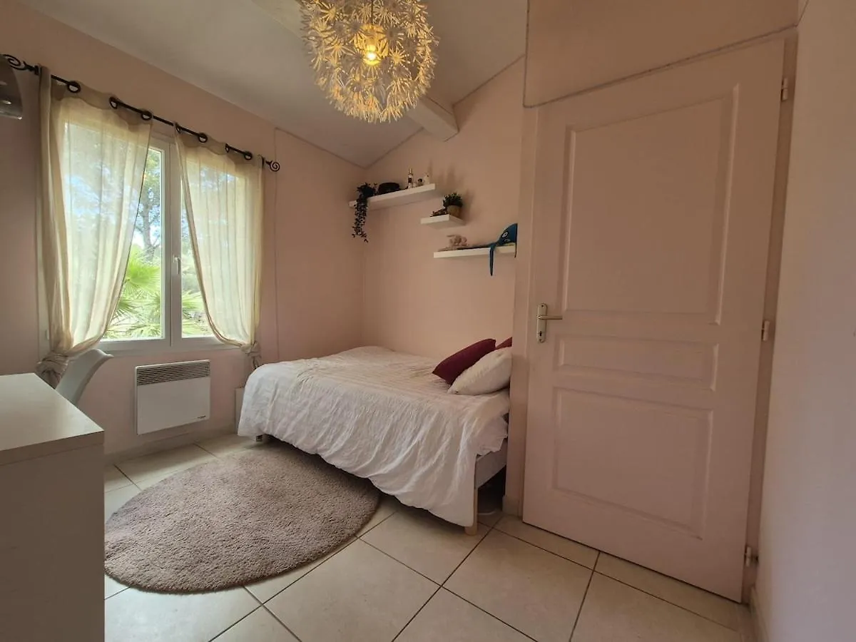 Maison L'Oasis 8 Personnes Piscine La Ciotat Holiday home